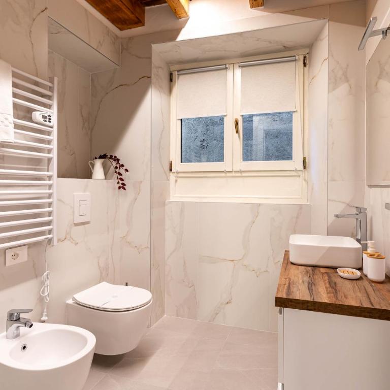 Historic Center & Station - Self Check-in & Remote Access - Appartamento con 2 Camere da Letto - 4