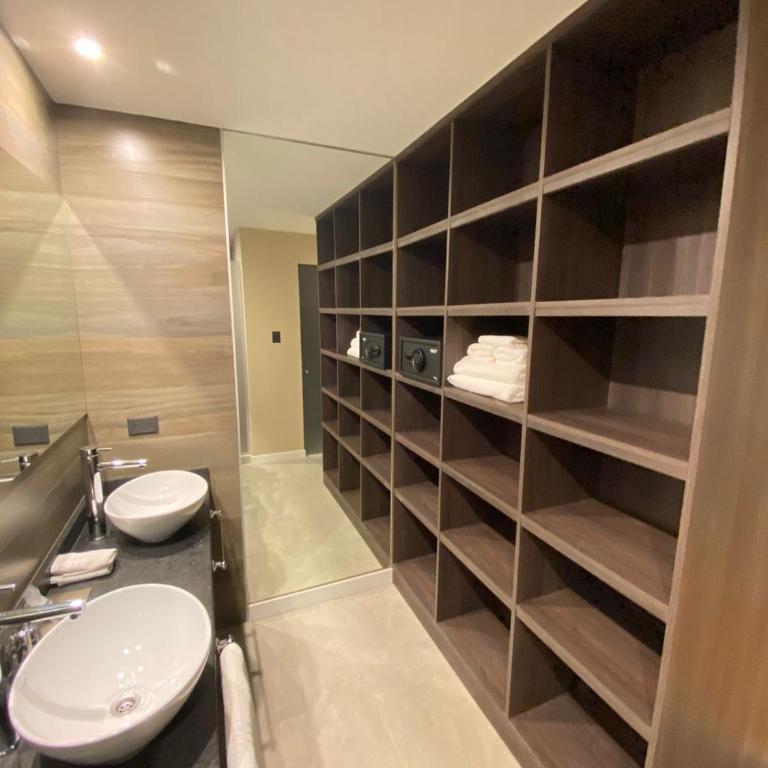 Hotel Canal Beagle - Quadruple Room - 1