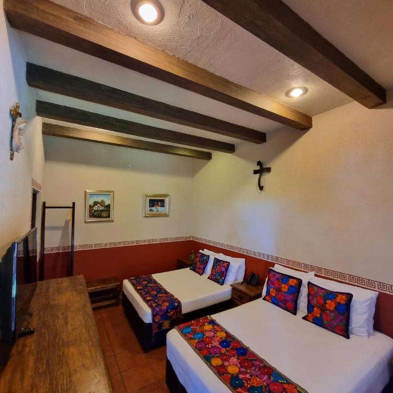 Hacienda Maria Eugenio - Twin Room - 1