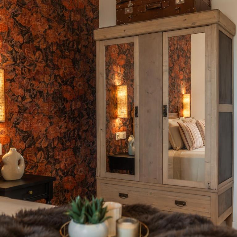 Gran Via Boutique By Florentia Homes - Three-Bedroom Apartment - 16