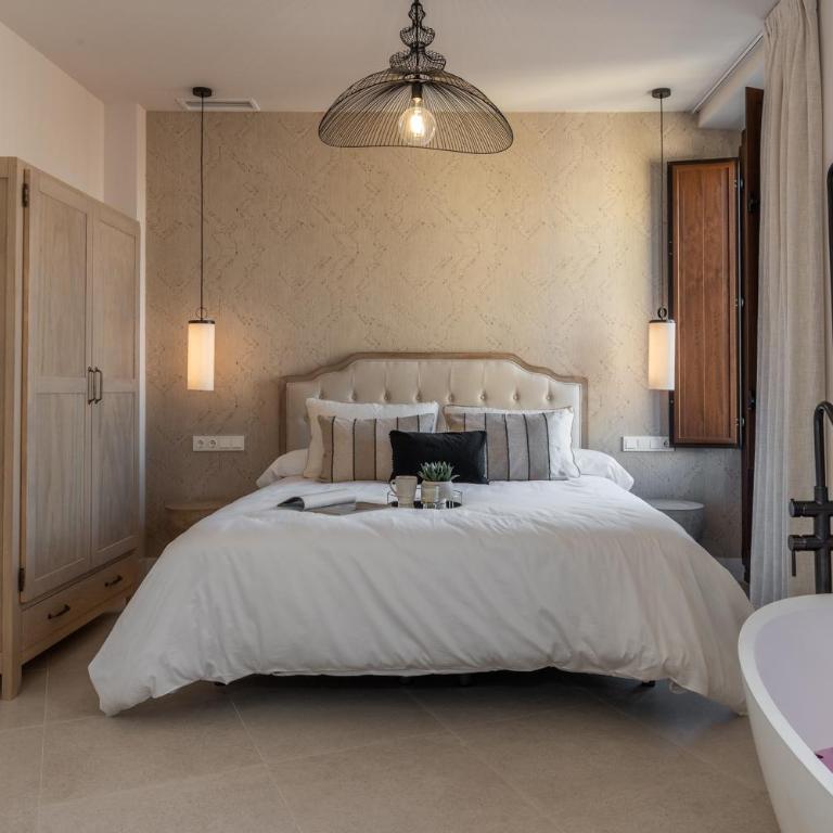 Gran Via Boutique By Florentia Homes - Three-Bedroom Apartment - 5