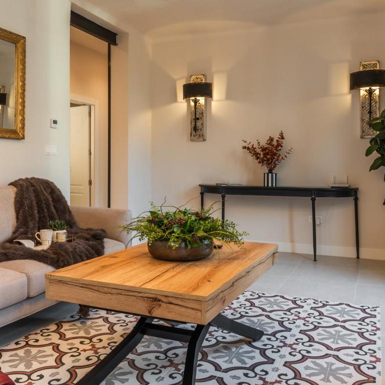 Gran Via Boutique By Florentia Homes - Three-Bedroom Apartment - 3
