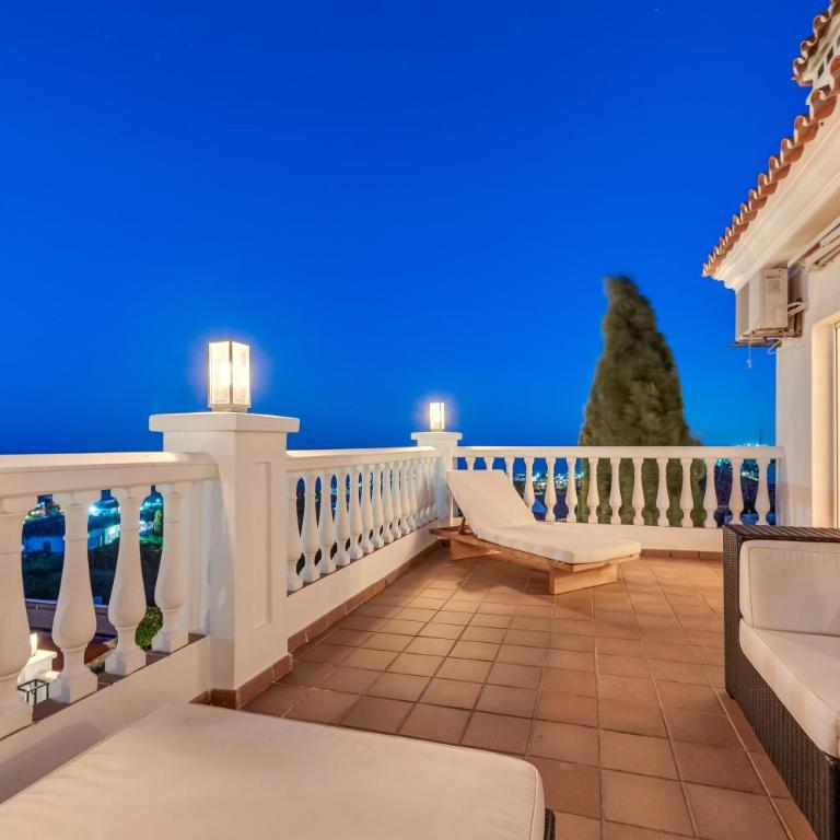 Villa with sea views & Heated pool - Casa de 5 dormitorios - 80
