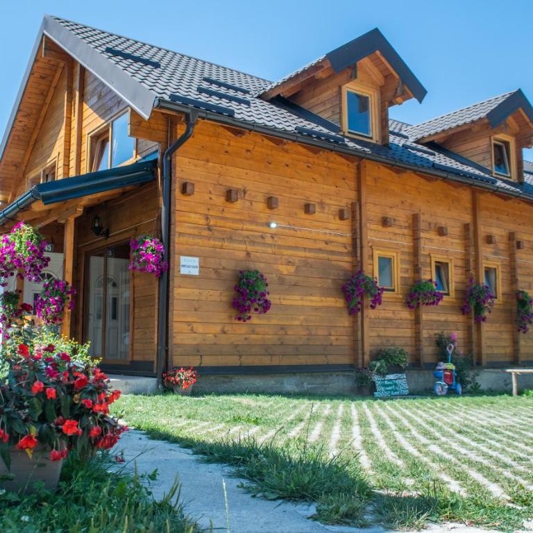 Monte Chalet Kolašin - Vila sa Pogledom na Vrt - 65