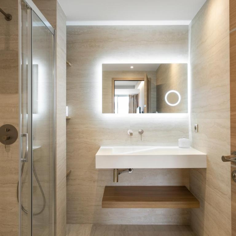 Luxury Romantic Cannes 45 Croisette Two Bedrooms - Apartamento de 2 dormitorios - 5