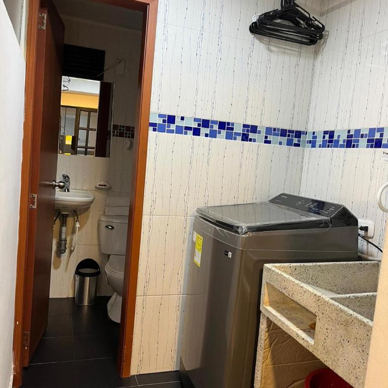 APARTAMENTO PRIVADO CERCA AL AEROPUERTO - Deluxe Apartment - 3