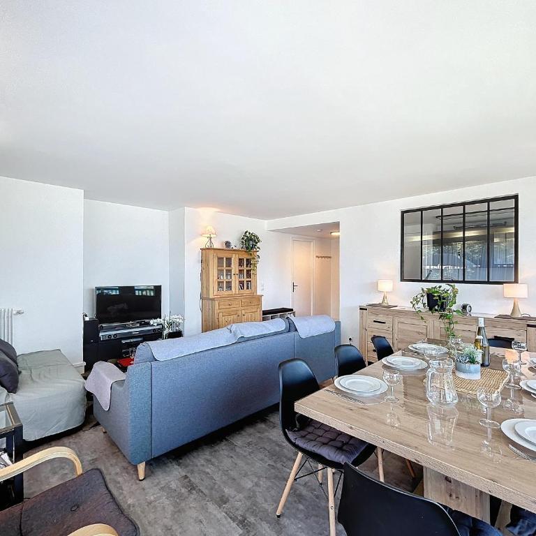 Appartement 3 pièces avec balcon et parking à Combloux - Appartement 2 Chambres - 8