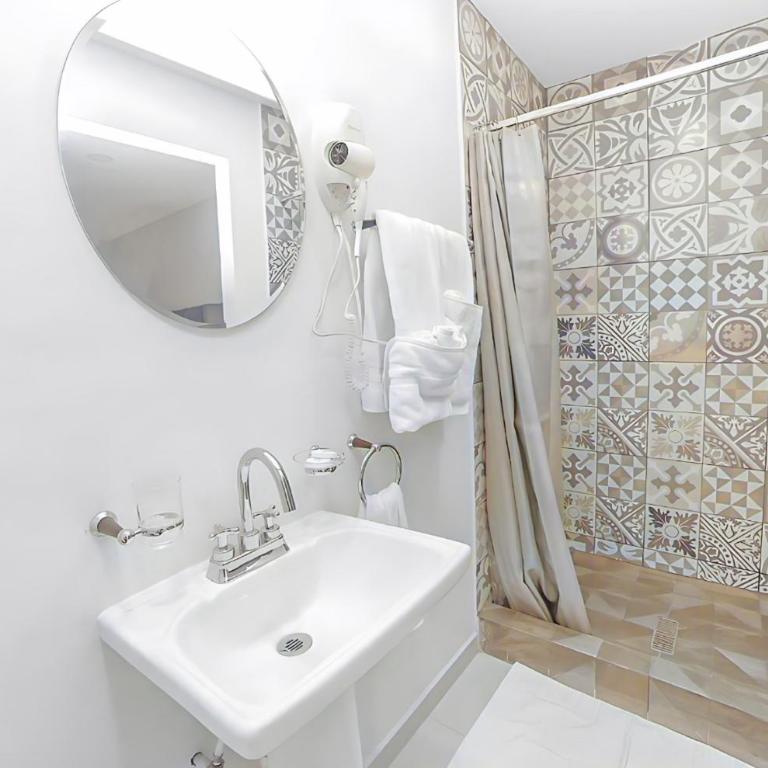 Árbol Suites - Deluxe Queen Studio - 30