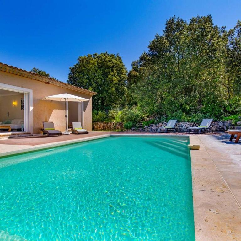 Villa Elegance by Villa Plus - Villa - 14