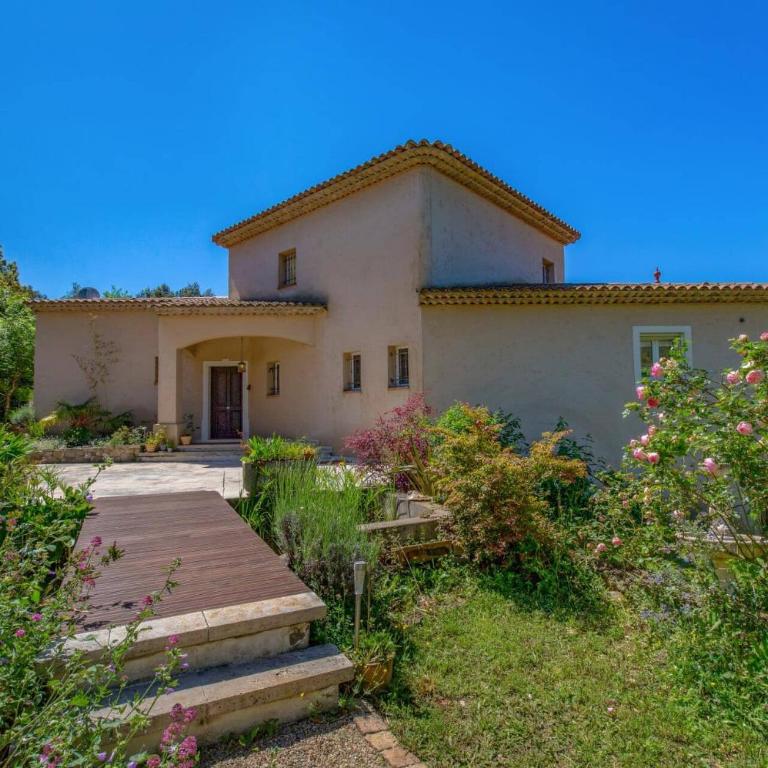 Villa Elegance by Villa Plus - Villa - 24