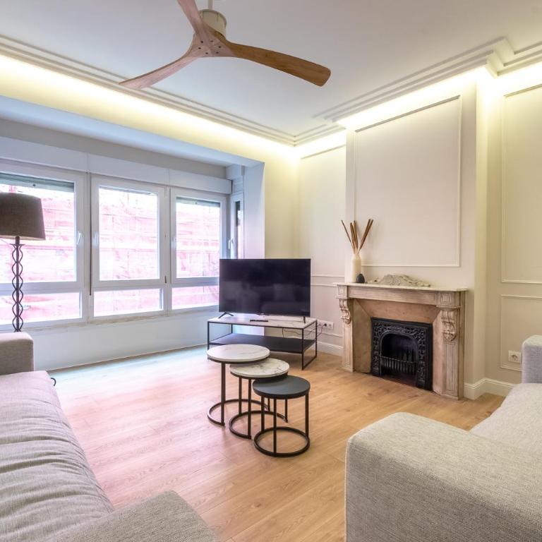Basque museum - Three-Bedroom Apartment - 3