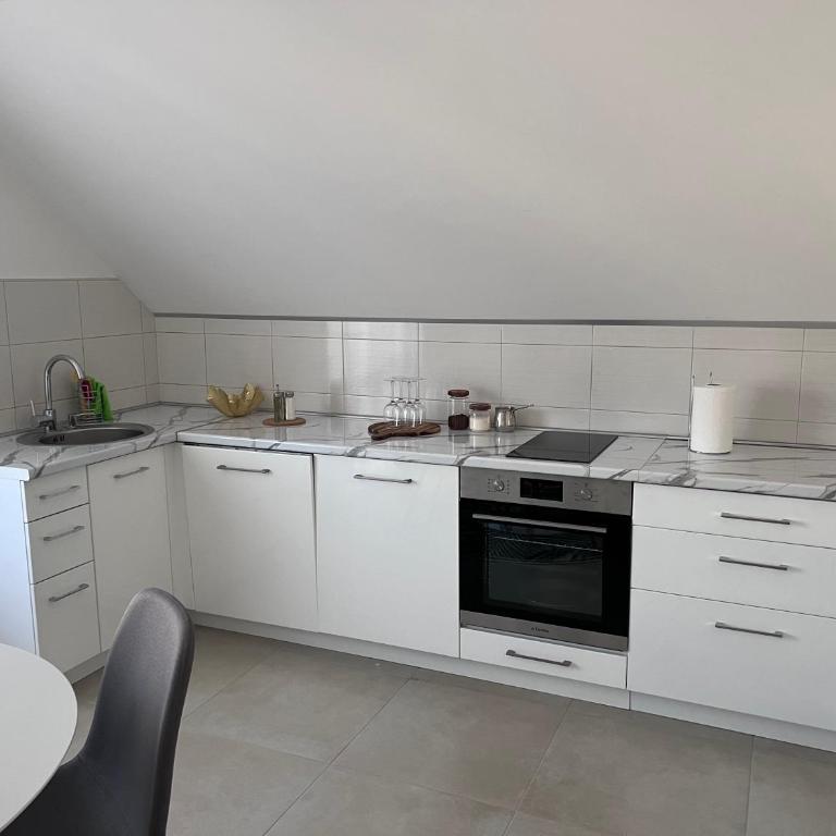 Villa Ana - Charming Appartments - One-Bedroom Apartment with Balcony - 21