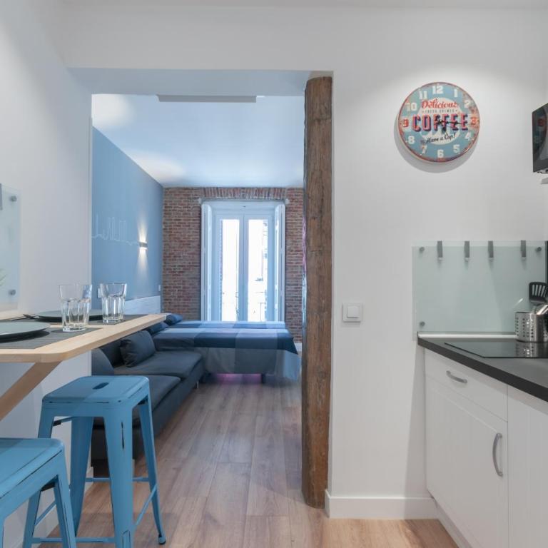 ºRA New Atocha City Centre WiFi AC SmartTVº - One-Bedroom Apartment - 3