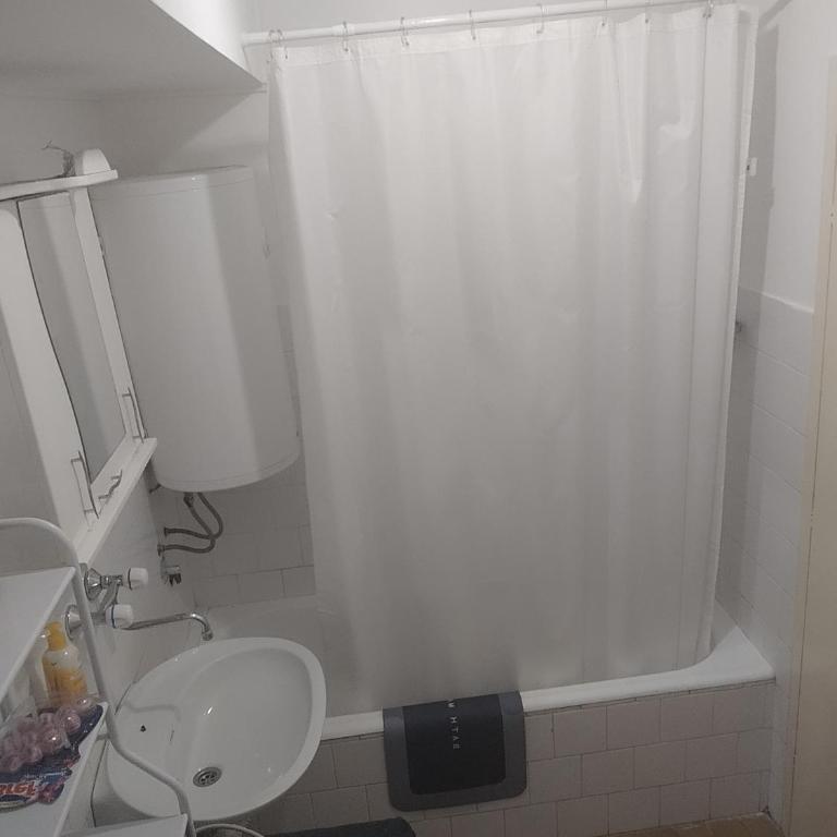 Apartman TWINS - Two-Bedroom Apartment with Terrace - 19
