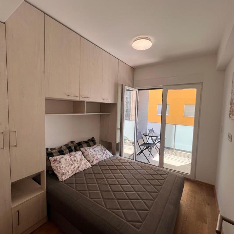 Spring Apartment - One-Bedroom Apartment - 11