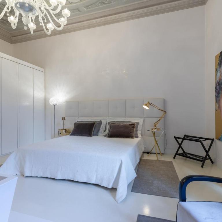 Luxury Apartment with big terrace in Florence - Appartamento Premium con 3 Camere da Letto e Balcone - 39