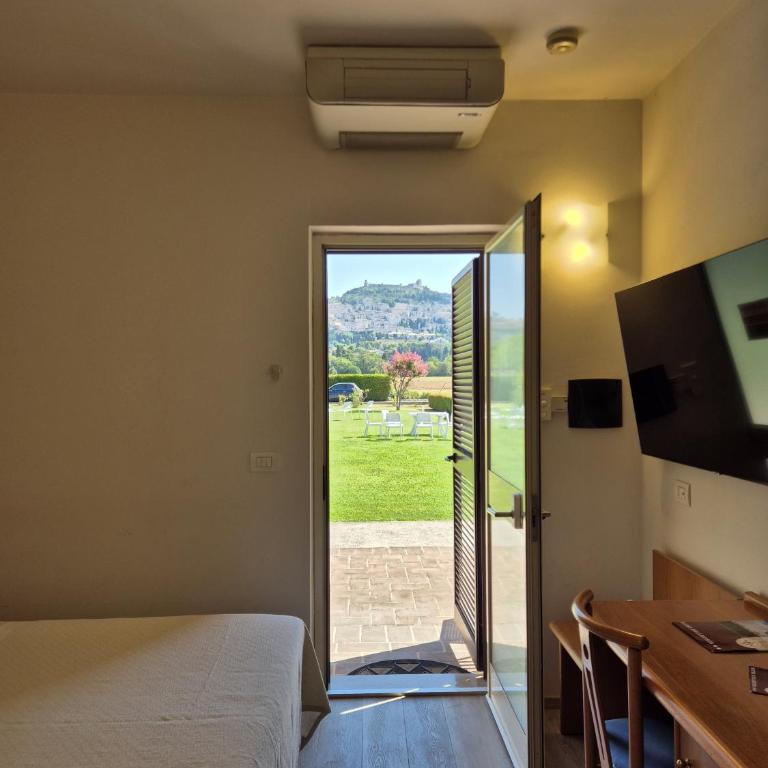 Hotel Bellavista - Camera Matrimoniale con Patio e Vista - 10