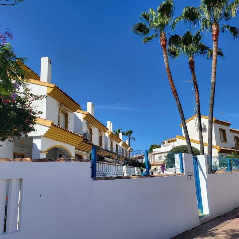 MET Oliva Nova Playa chalet grande con jardín MET a 5 minutos y a 3 de la playa - Casa de 3 dormitorios - 7