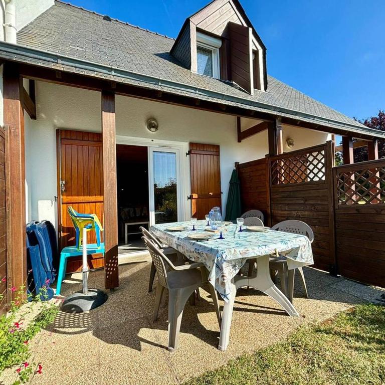Maison à Carnac: 2 Chambres, 4 Couchages, Jardin, Parking, Proche Plage et Commerces - FR-1-377-46 - Holiday Home (4 Adults) - 10