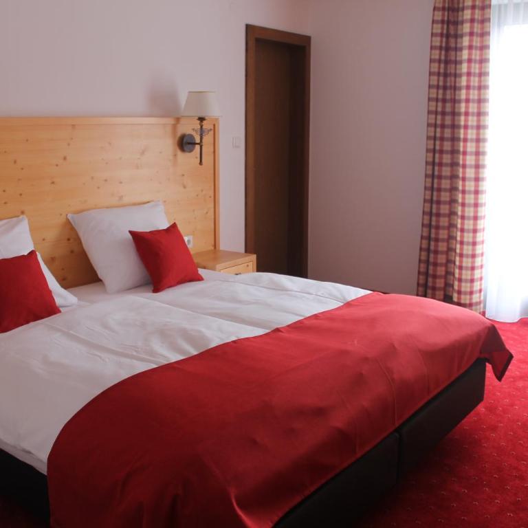 Alpenzeit - Doppelzimmer mit Balkon - 4