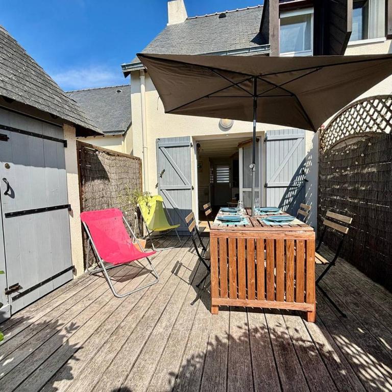 Maison Plage Carnac T3, 4 pers, Terrasse et Jardinet, à 200m de la mer - FR-1-377-87 - Maison de Vacances - 1