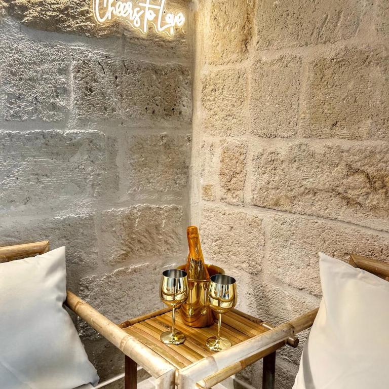 GinPé Luxury Suite - One-Bedroom Apartment - 3