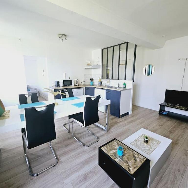 Le Grand Coty, 6 personnes, Hypercentre - Apartment mit 2 Schlafzimmern - 1