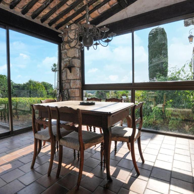 Amazing Home In Antibes - Maison de Vacances 3 Chambres - 9