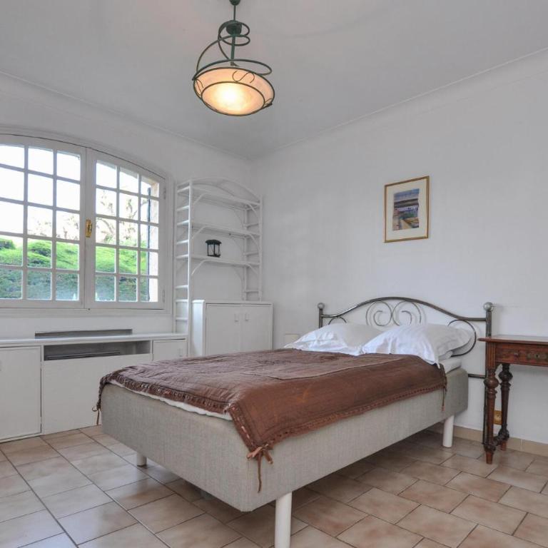 Amazing Home In Antibes - Maison de Vacances 3 Chambres - 14
