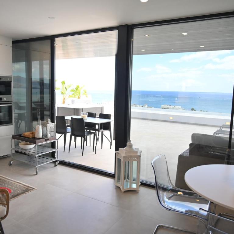 Luxury Penthouse Panoramic Ocean Views 2bedroom Apartment with Jacuzzi - Apartamento de 2 dormitorios - 72