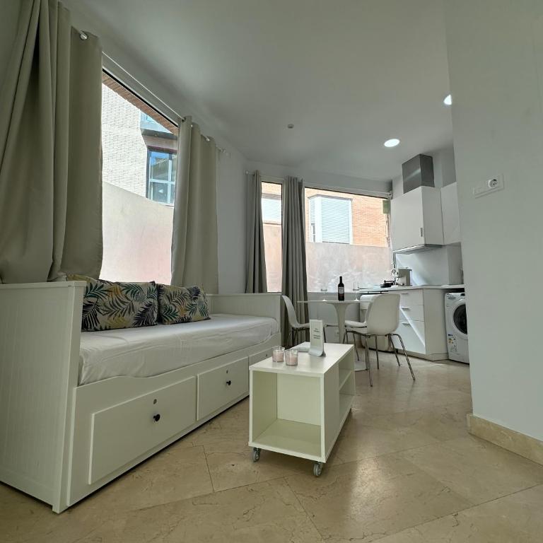 Apartamento Andrés Tamayo AV AMERICA - One-Bedroom Apartment - 1