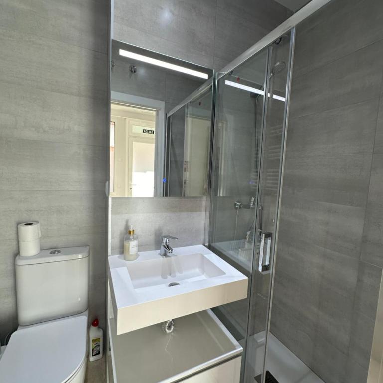 Apartamento Andrés Tamayo AV AMERICA - One-Bedroom Apartment - 22