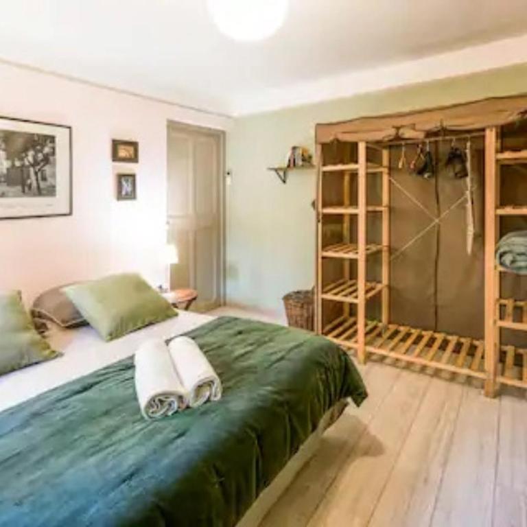 Appartement complet ou 2 Chambres de charme en centre-ville - Chambre Double avec Terrasse - 11