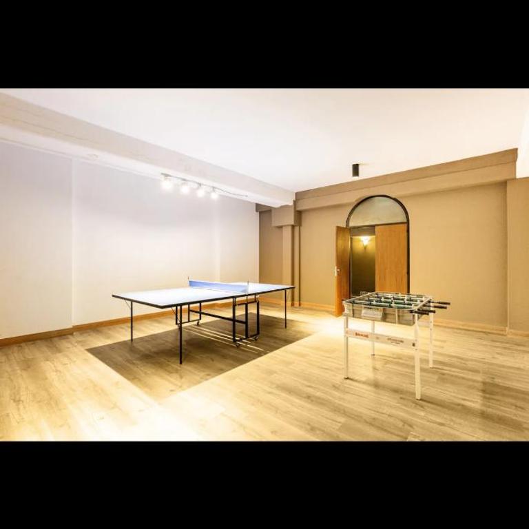 Moderno Departamento Piso 16 con pileta - Two-Bedroom Apartment - 19