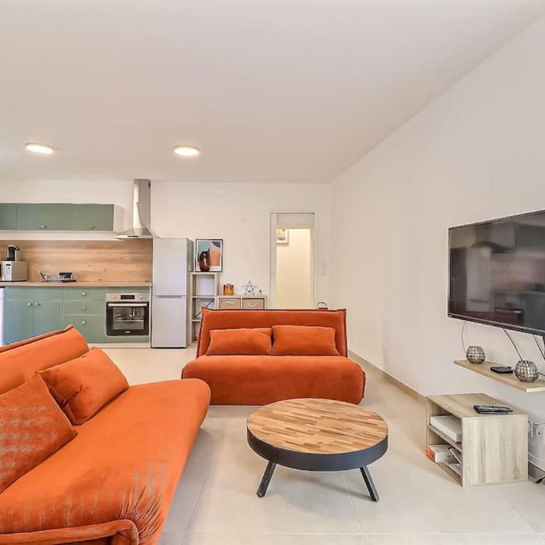 Appart de 70m2 en RDC à 6 mn à pied des monuments - Two-Bedroom Apartment - 8