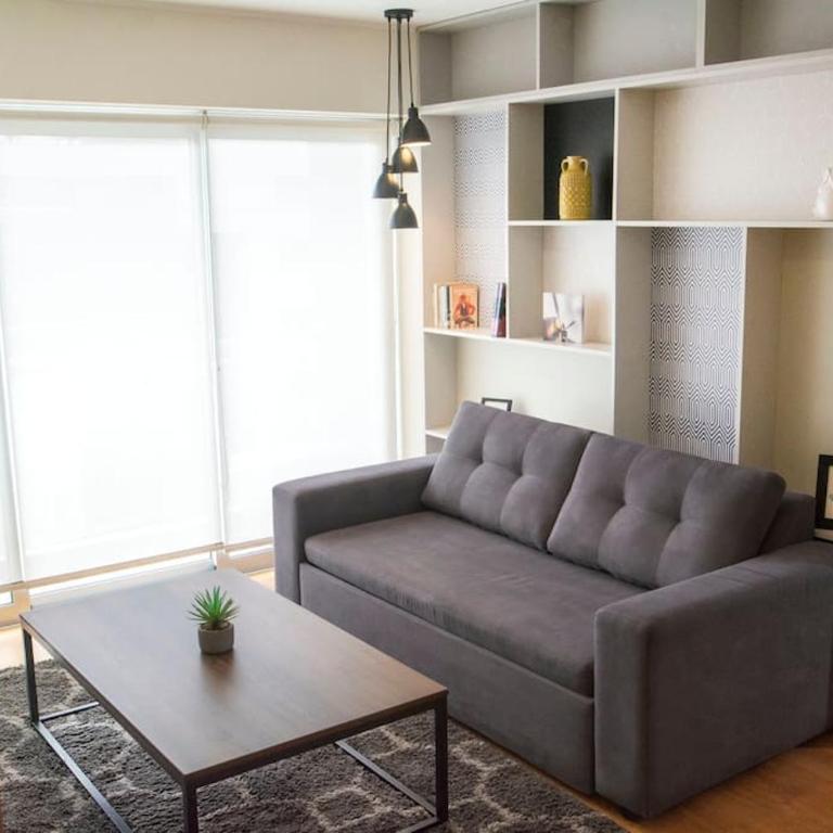 Comfort and Space 3bed and 2 and haf bath centric location - One-Bedroom Apartment - 5