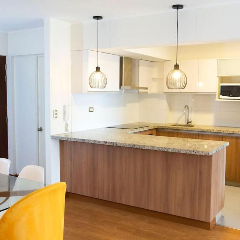 Comfort and Space 3bed and 2 and haf bath centric location - One-Bedroom Apartment - 12