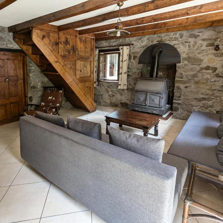 Maison avec grand jardin, garage, jacuzzi supplément - Haus mit 5 Schlafzimmern - 6