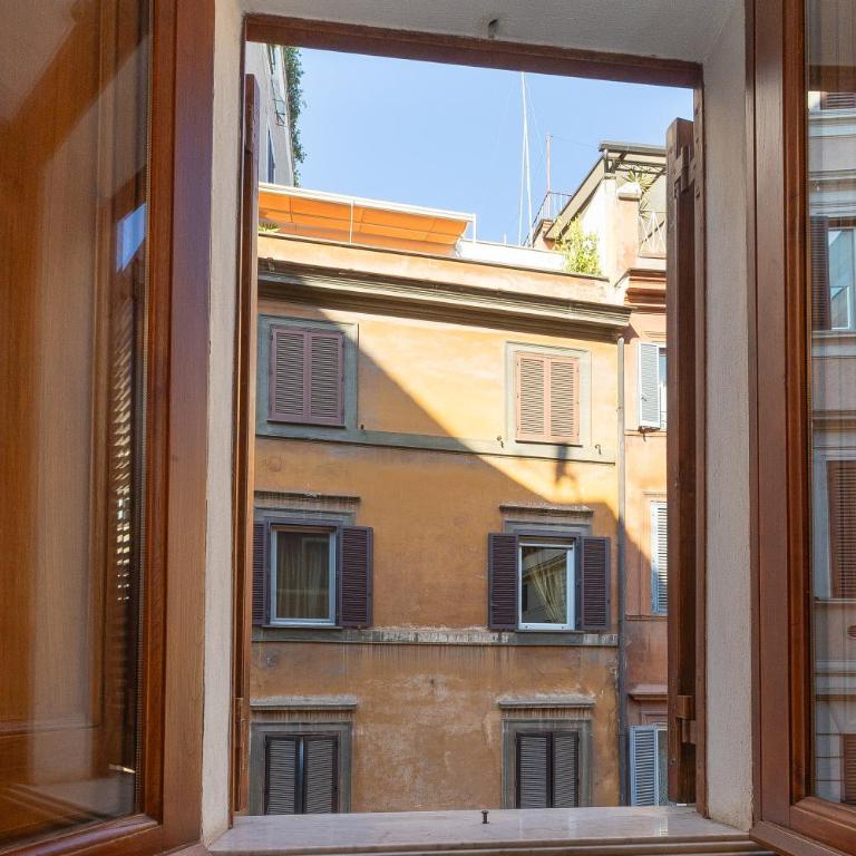 TimeRoma Suites - Camera Matrimoniale Deluxe con Vasca - 8