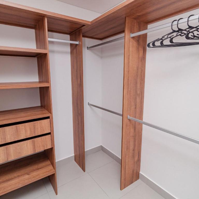 2BR con vista exclusiva en SMT - Apartamento Deluxe de 2 dormitorios con balcón - 31