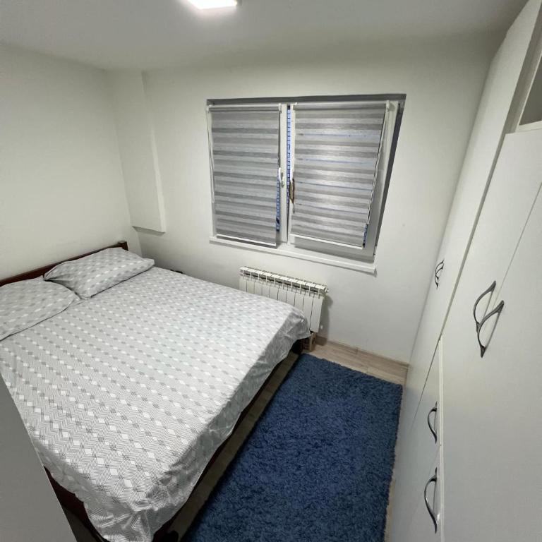 Make Apartments - One-Bedroom Apartment - 7