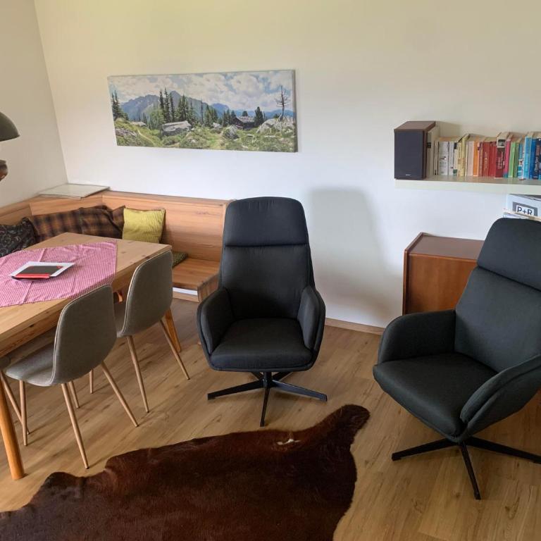 Geelink's Berghütte - Two-Bedroom Apartment with Shower - 41