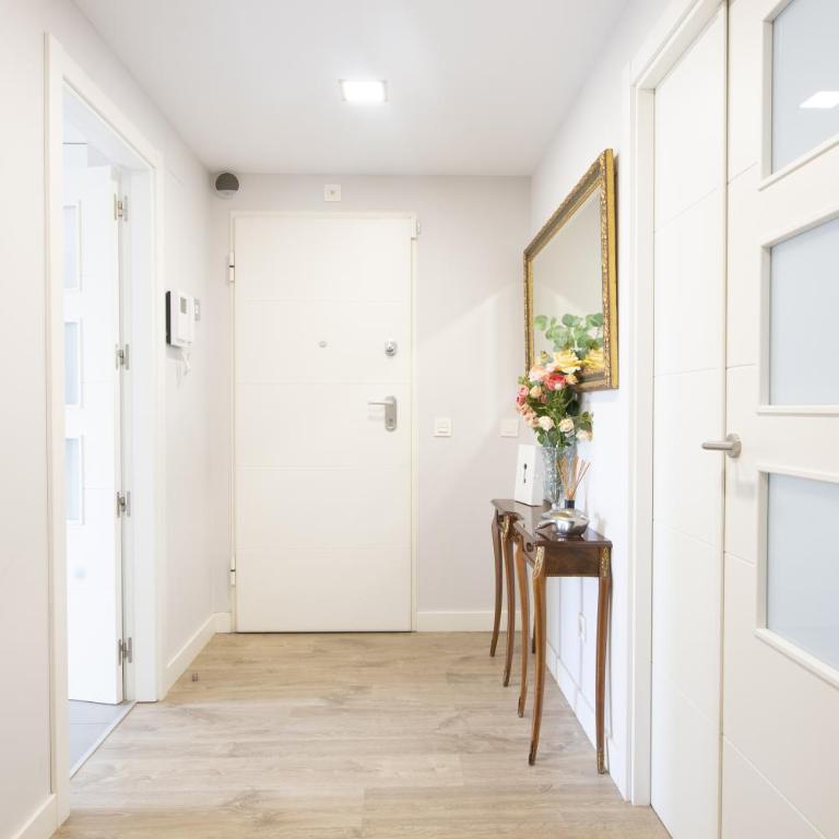 Suite Home Los Alamos sol, playa y golf , parking&Wifi - Three-Bedroom Apartment - 32