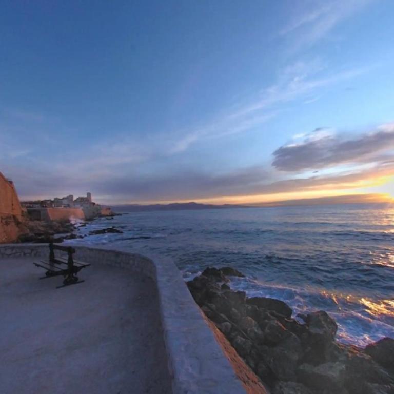 Incredible loft in Vieil Antibes with AC - Appartement - 20