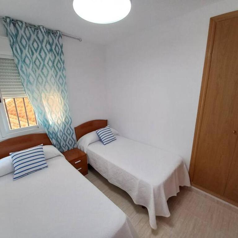 Atico esquinero en 6ª planta - Apartamento de 2 dormitorios - 12