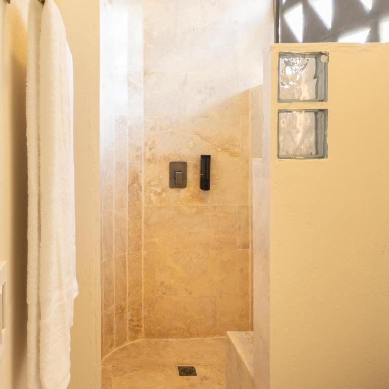 Villa con piscina privada en coveñas sucre - Casa de 2 dormitorios - 13