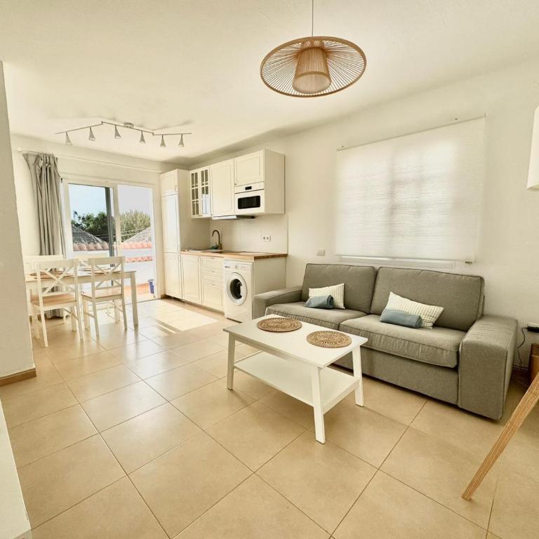 Hoplaco apartament, almost on the beach - One-Bedroom House - 2