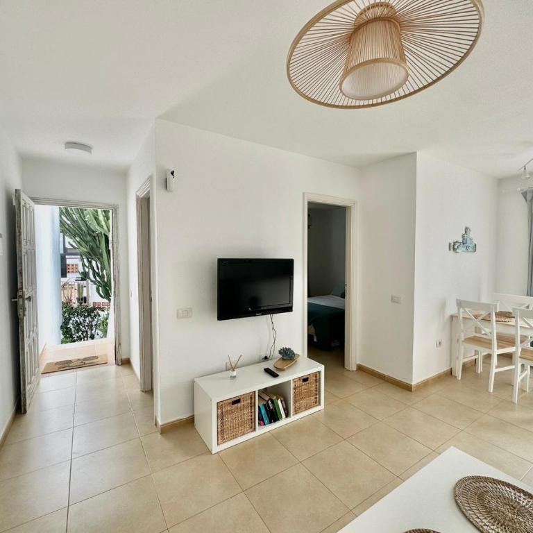 Hoplaco apartament, almost on the beach - One-Bedroom House - 3
