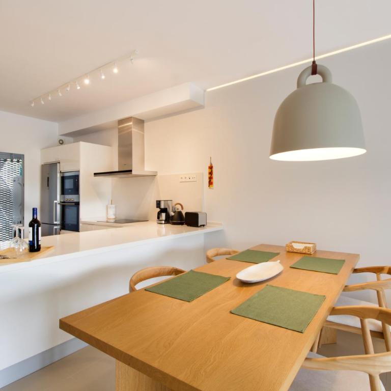 Happy Travel South Beach 5-2B - Apartment with Sea View - 9