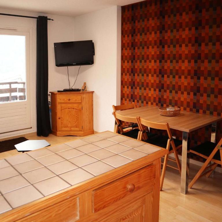 Studio skis aux pieds, centre station Les Orres 1650, 4 pers - FR-1-322-637 - Estudio - 5